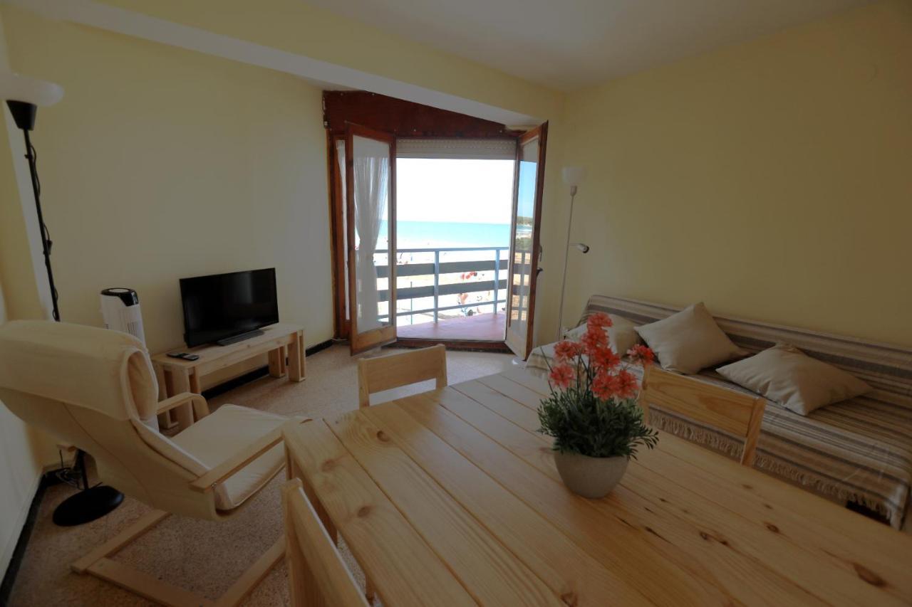 El Faro Apartaments Platja Llarga-Les Salines-Tgn Tarragona Exteriör bild