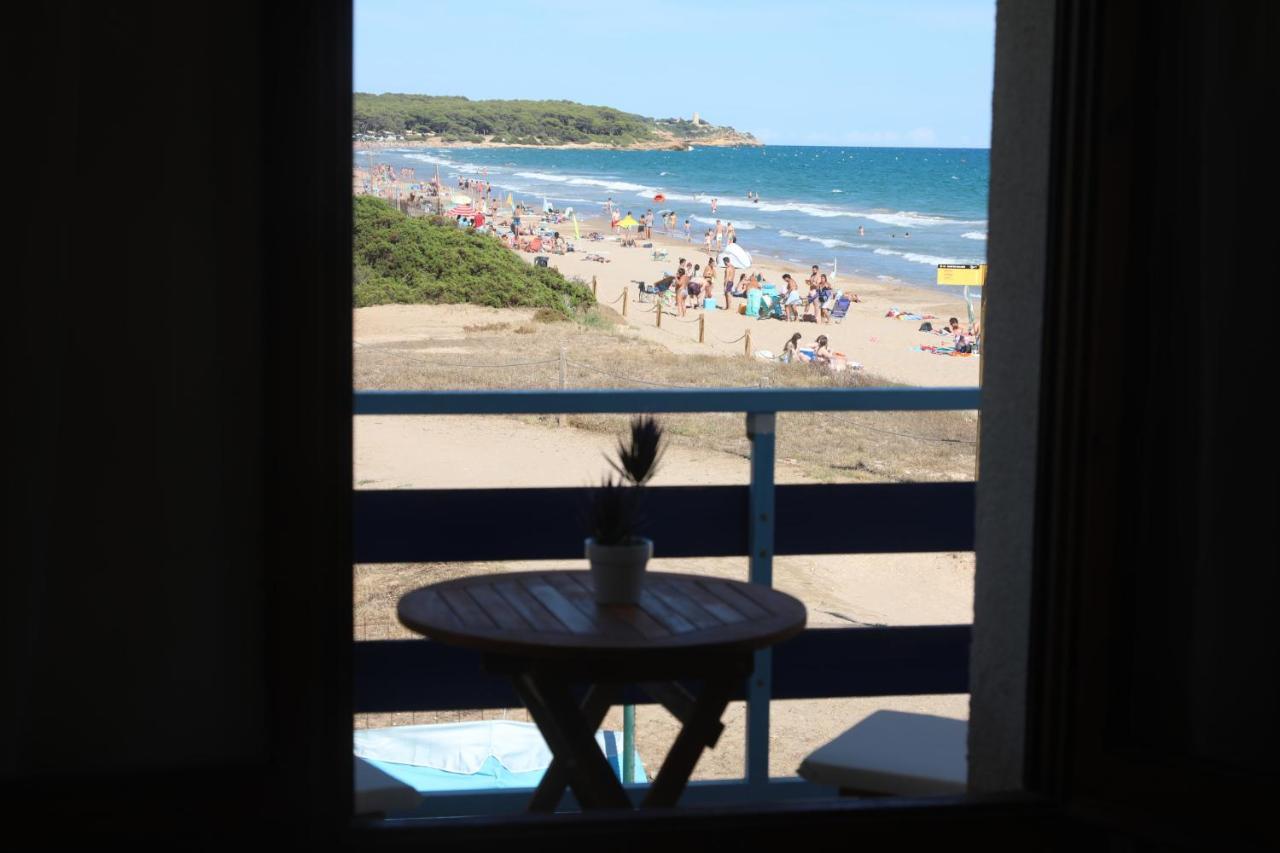 El Faro Apartaments Platja Llarga-Les Salines-Tgn Tarragona Exteriör bild