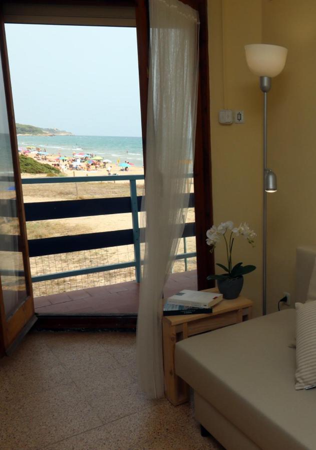 El Faro Apartaments Platja Llarga-Les Salines-Tgn Tarragona Exteriör bild